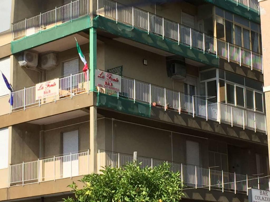 לינה וארוחת בוקר סירקוזה La Fonte מראה חיצוני תמונה